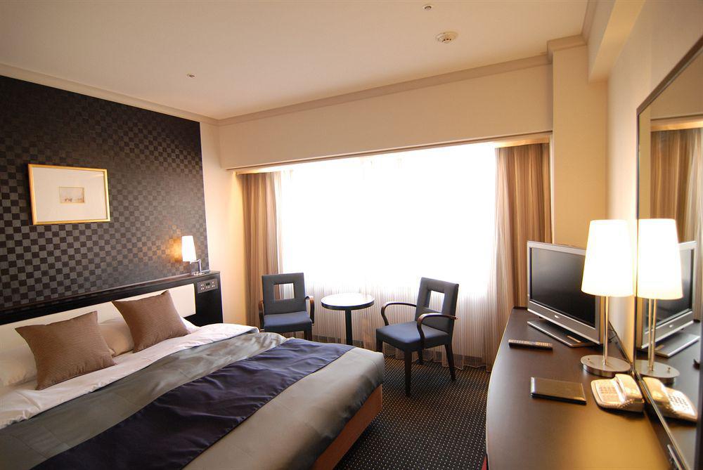 Ana Holiday Inn Tokyo Bay By Ihg חדר תמונה
